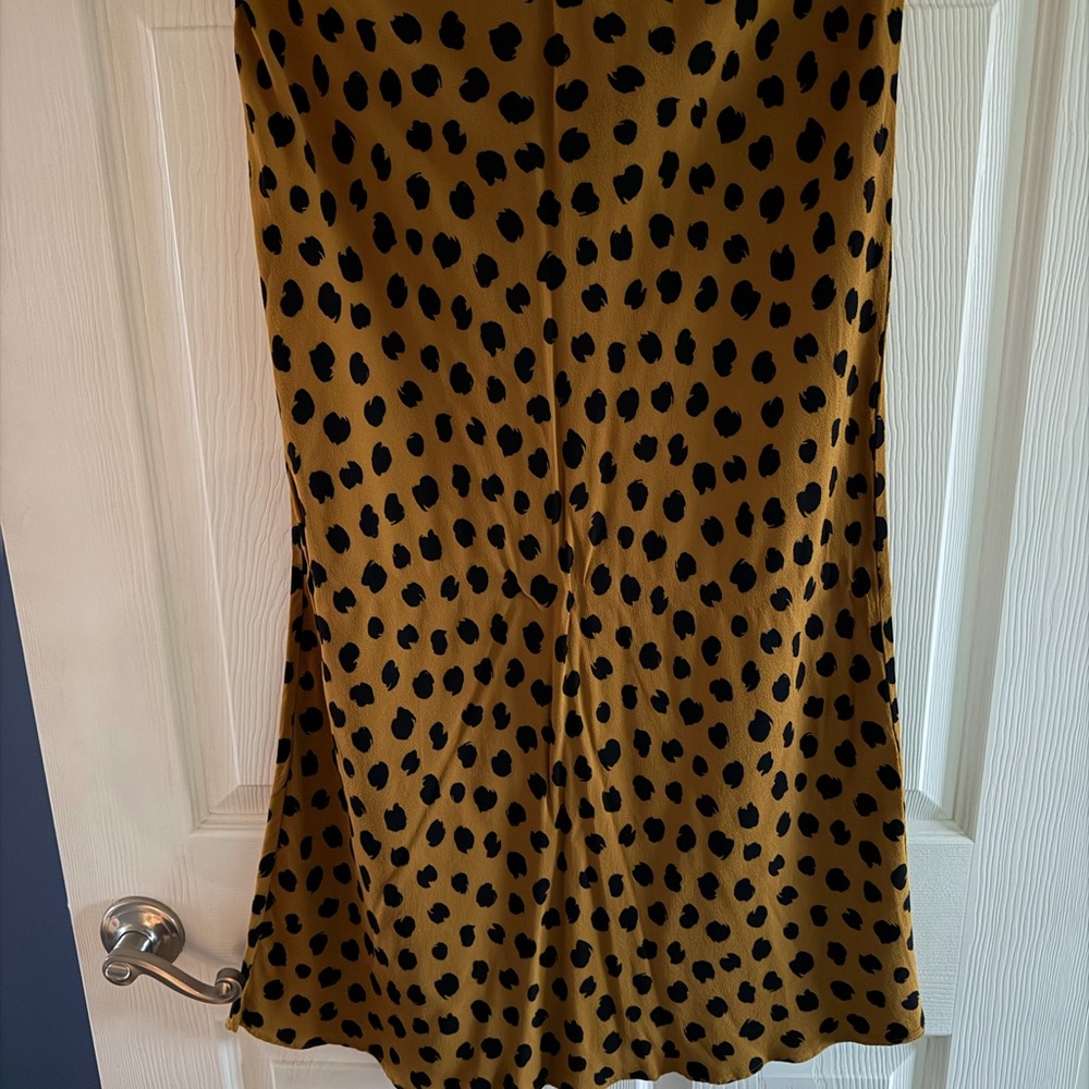 *LIKE NEW* Madewell Midi Skirt (Women’s Size 14)